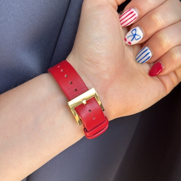 Tory Burch Riva Red Watch - Picture 5 of 5